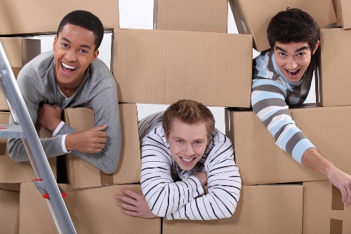 Transparent van hire pricing for a busy Canning Town move
