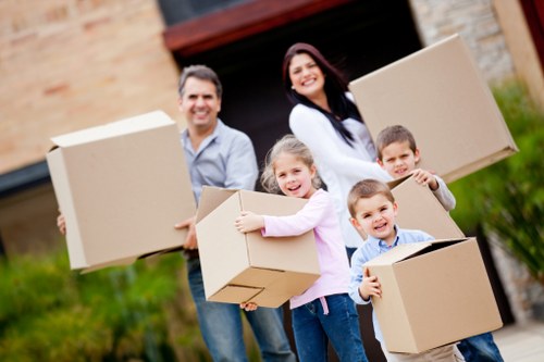 Local packing and unpacking support for homes and businesses