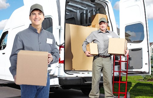 Packing and moving help for homes and businesses in Canning Town