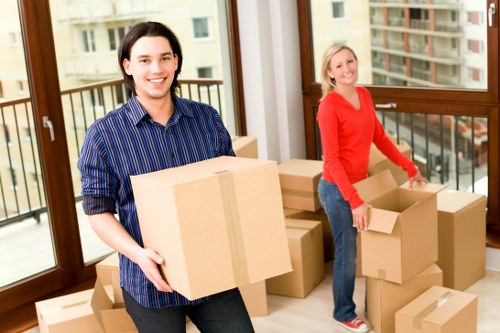 Truck hire for local apartment and townhouse moves in Canningtown